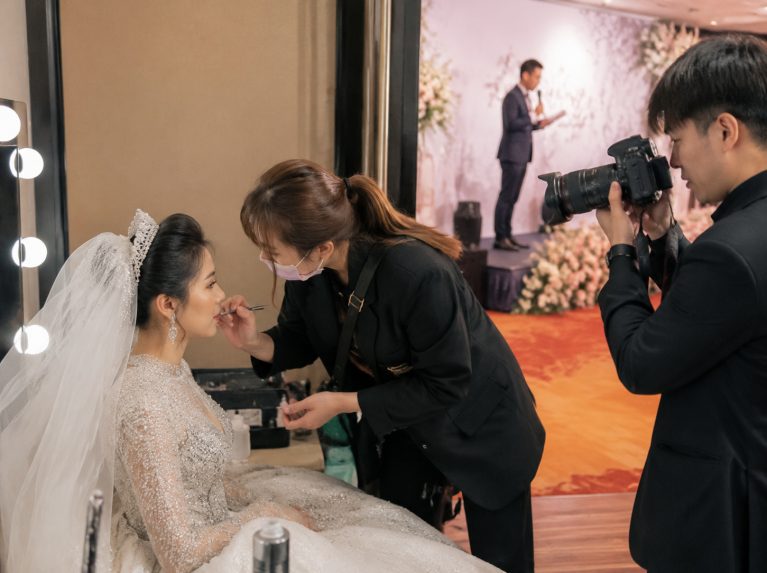 司仪跟妆双机位婚礼摄录